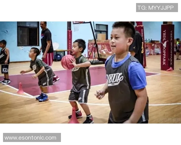 姚明的英语水平与国际篮球交流的影响及其背后的故事