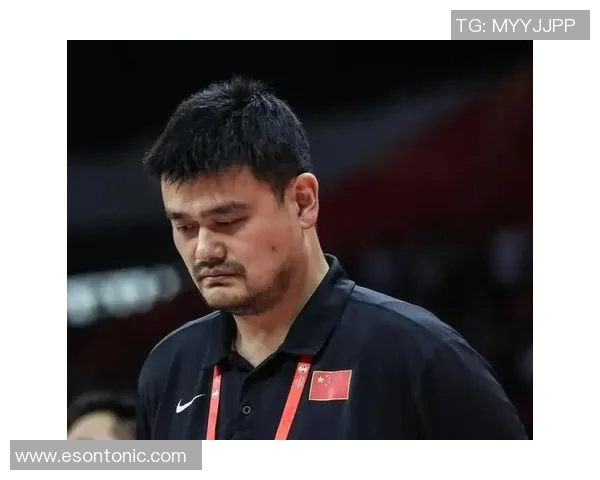 老乔丹与姚明的传奇对决：篮球历史上的巅峰时刻与文化交融