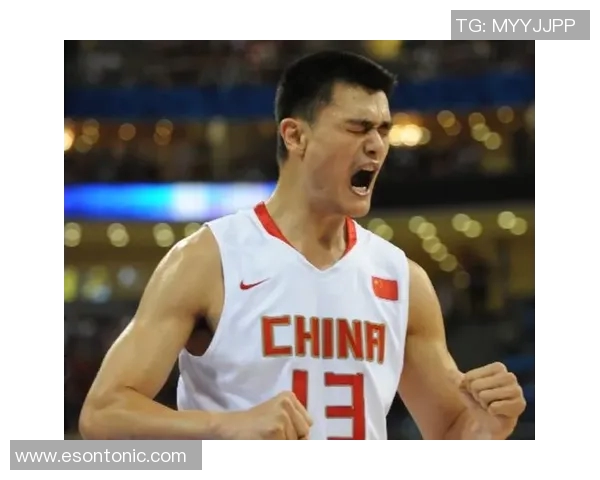 贝尔邀请姚明共话篮球梦想与友谊的精彩瞬间