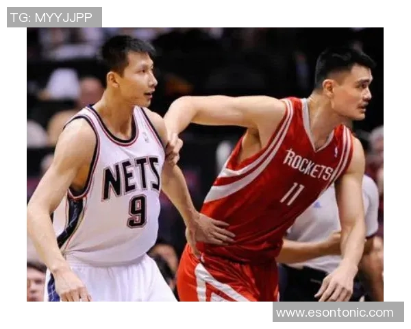 姚明与黑人球员的友谊与篮球传奇的交汇点探讨 姚明与黑人球员的友谊与篮球传奇的交汇点探讨