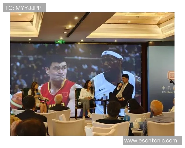 姚明的篮球之路：从巨星到麻烦制造者的转变与挑战