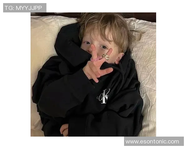 欧美小孩头像男足球明星的魅力与风采探讨