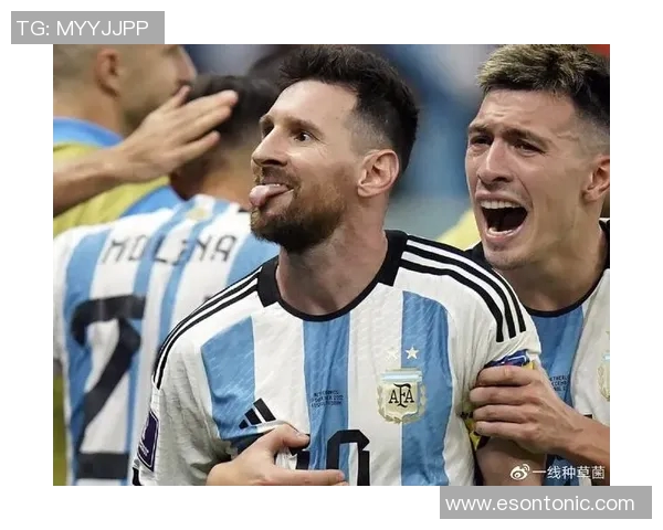 足球明星刮胡子后的全新形象大揭秘及其时尚风格分析